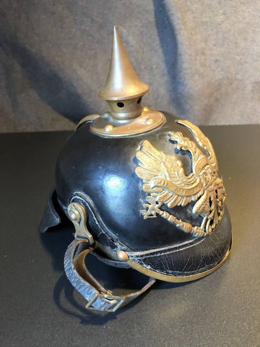 Antiquit__Brocante_Philippe_Fustemberg_Thouar__sur_Loire_Casque_Prussien-1280w